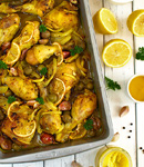 ��ty kurczak z cytrynami, cebul�, czosnkiem i oliwkami