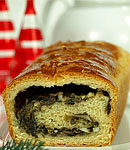 Kulebiak z nadzieniem z pieczarek i jajek