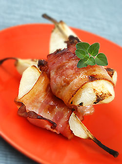 Gruszki zapiekane z boczkiem i serem rokpol