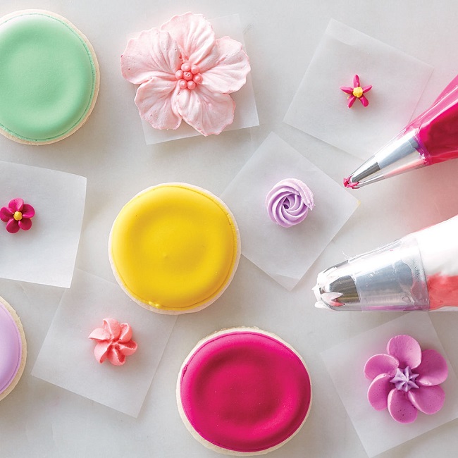 Jak przygotowa� lukier kr�lewski