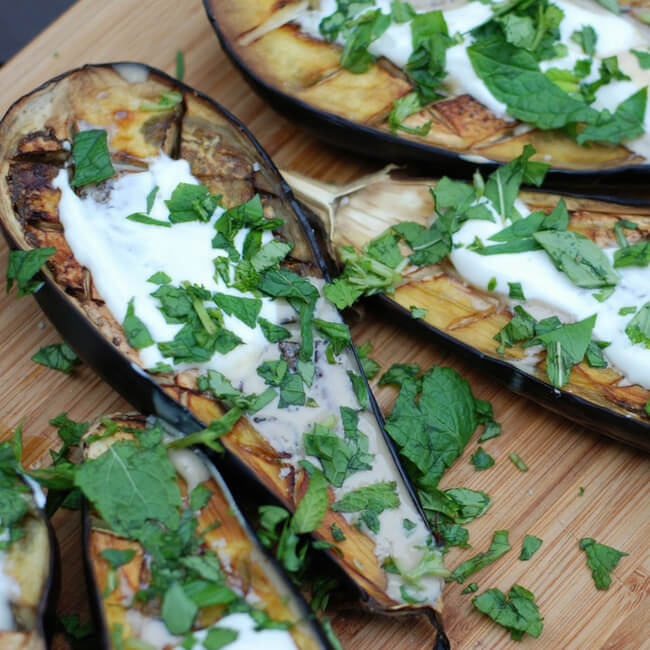 Bak�a�an z grilla z past� tahini