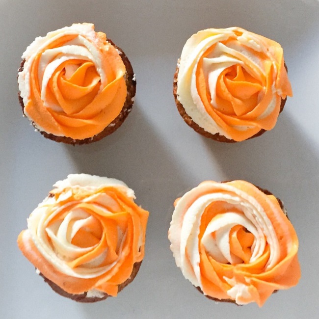 Muffiny marchewkowe z kremem mascarpone