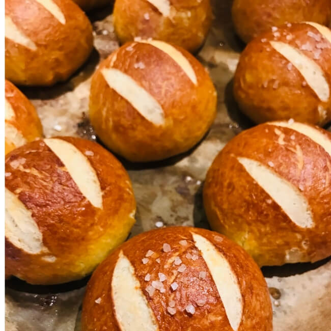 Bu�eczki bawarskie czyli precelkowe