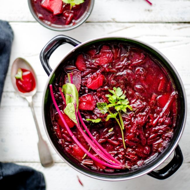 Barszcz ukrai�ski. Wegetaria�ski a nawet wega�ski.