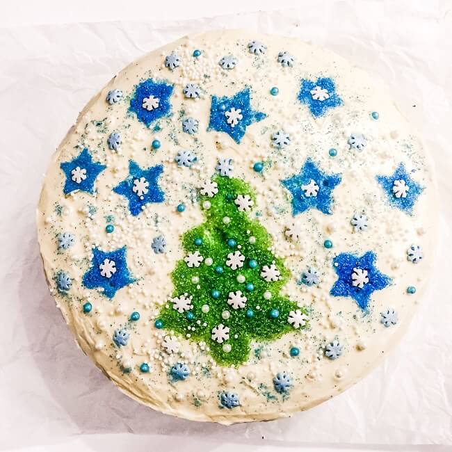 Tort makowy z konfitur� pomara�czow� i kremem mascarpone