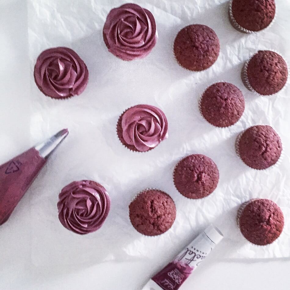 dekorowanie tylk� 1M - rozetki na babeczkach