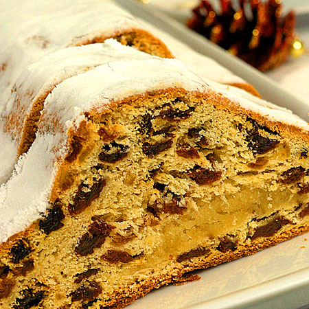 Strucla Dresden Stollen z marcepanem