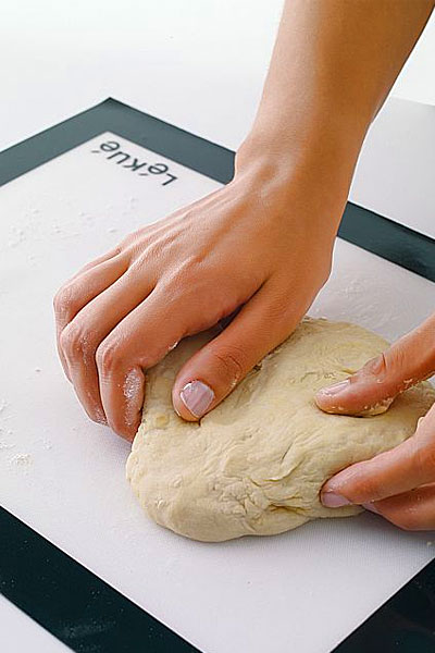 Nic do nich nie przywiera i zajmuj� tak ma�o miejsca - stolnice silikonowe