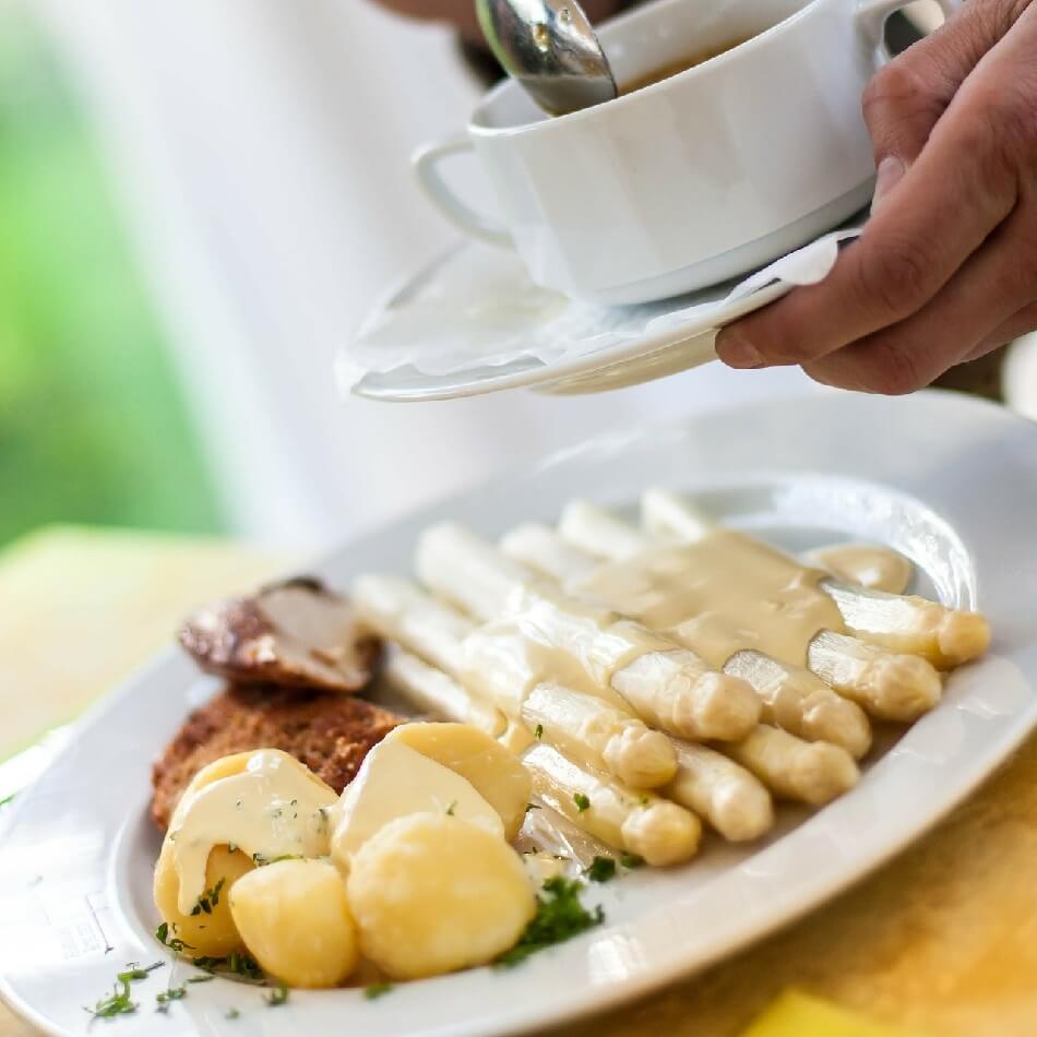 do czego sos holenderski