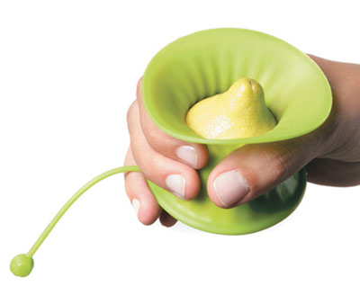 Wyciskacz do cytryn (w komplecie 2 szt.) - Lekue