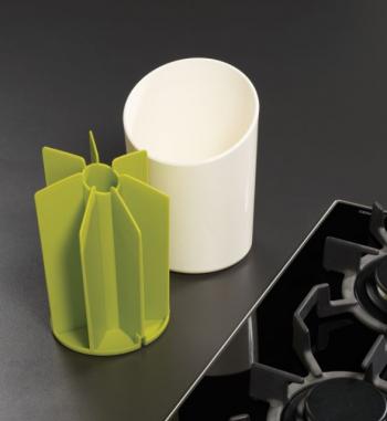 Ociekacz na sztu�ce i narz�dzia Segment, bia�o-zielony – Joseph Joseph