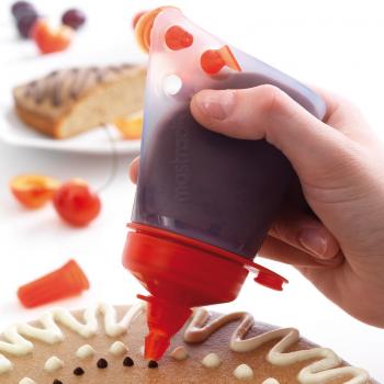 Pojemnik do dekoracji (pojemno��: 100 ml) z 4 wymiennymi ko�c�wkami - Mastrad - OTSW

