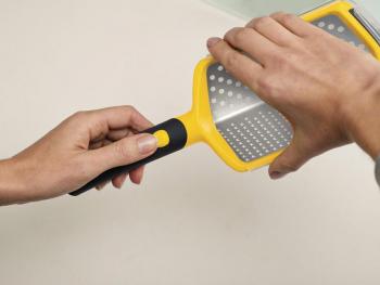 Obrotowa tarka Twist, ��ta - Joseph Joseph