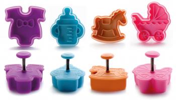 Foremki do wycinania ciasteczek z t�oczkiem zestaw (4 sztuki) Baby Theme - Ibili