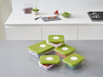 Pojemnik z datownikiem Dial, pojemno�� 0,7 litra - Joseph Joseph