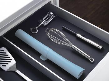 Stolnica (mata) silikonowa z podzia�k� ROLL UP b��kitna - Joseph Joseph 