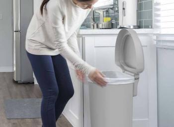 Kosz na �mieci (40 L) Sensor p�okr�g�y, jasno - szary - SimpleHuman 