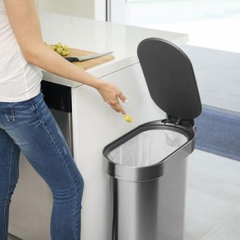 Kosz na �mieci 45L Slim ze stali FPP - simplehuman 