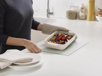 Deska, podstawka ze szk�a hartowanego przezroczysta (30 x 40 cm) - Joseph Joseph