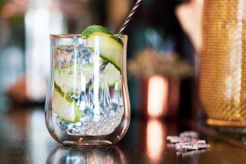 Szklanki z podw�jn� �ciank� (pojemno��: 300 ml; 2 sztuki) - Diamante - Vialli Design
