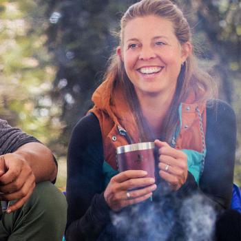 Kubek kempingowy z pokrywk� (pojemno��: 0,35 l), bordowy - Classic - Stanley