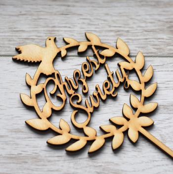 Topper ze sklejki Chrzest �wi�ty, wianek z go��bkiem - Mill Art