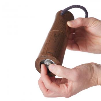 M�ynek do pieprzu lub soli Yaso L, ciemny - AdHoc