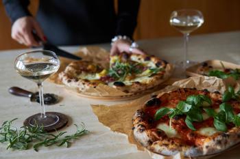 N� do pizzy i �opatka do ciasta, drewno wenge - Astrid - Sagaform