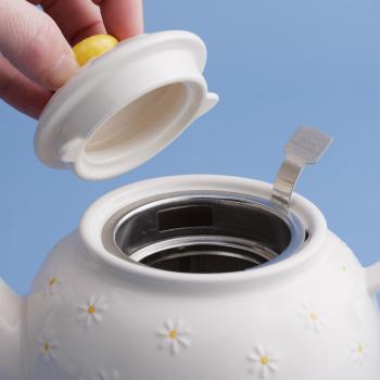 Dzbanek ceramiczny w stokrotki (1,1 l) - Daisy - Price and Kensington