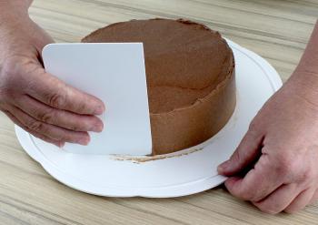 Szpatu�ka do wyg�adzania kremu (13 x 9 cm) - PME 