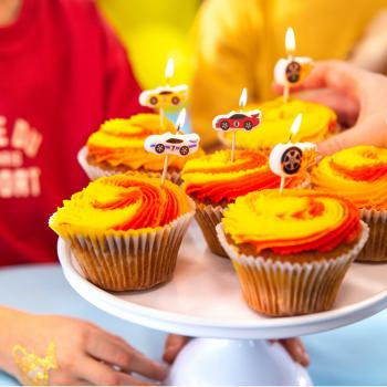 �wieczki wy�cig�wki 5 szt. - PartyPal